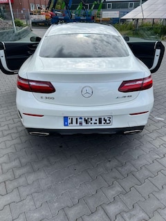 Bild des Angebotes Mercedes-Benz E 300 Coupe 9G-TRONIC AMG Line