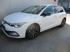 Bild des Angebotes VW Golf VIII Lim. Move