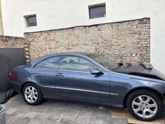 Bild des Angebotes Mercedes-Benz CLK 200 Coupe Kompressor Elegance Unfallauto