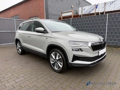 Bild des Angebotes Skoda Karoq Tour 1.5 TSI DSG AHK Navi LED ACC El. Heckklappe