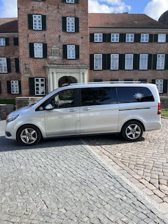 Bild des Angebotes Mercedes-Benz V 220 CDI lang 7G-TRONIC Avantgarde Edition TÜV Neu