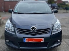 Bild des Angebotes Toyota Verso Verso 2.2 D-4D Automatik Executive