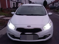 Bild des Angebotes Kia Ceed / cee'd Ceed 1.6 CRDi 128Spirit