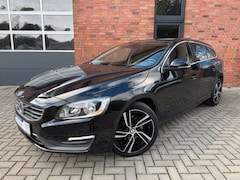 Bild des Angebotes Volvo V60 2.0D4 MOMENTUM