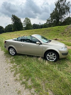 Bild des Angebotes Renault Megane 1.6 Coupe-Cabriolet Authenique