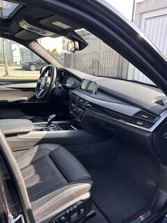 Bild des Angebotes BMW X5 M M50d Sport-Aut.