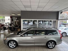 Bild des Angebotes Volvo V70 Kombi Summum Automatik Leder AHK Gas/Benzin