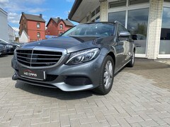 Bild des Angebotes Mercedes-Benz C 250 C -Klasse 4Matic NAVI HUD PANO VOLL