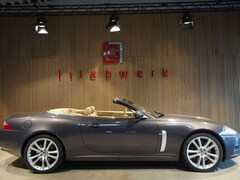 Bild des Angebotes Jaguar XKR Cabriolet V8 Pearl Grey/Beige-Top Zustand-