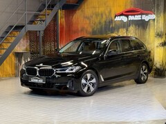 Bild des Angebotes BMW 530 i Touring xDrive LASER~PANO~HEADUP~AHK~360°