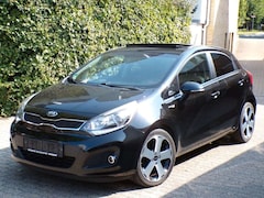 Bild des Angebotes Kia Rio Platinum Edition/Leder/Navi/EGSD/SHZ/LHZ/AHK