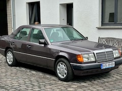 Bild des Angebotes Mercedes-Benz 230 230E W124