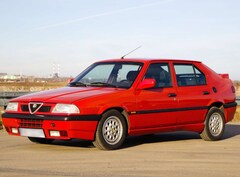 Bild des Angebotes Alfa Romeo 33 Alfa 33 1.7 16v Quadrifoglio Permanent