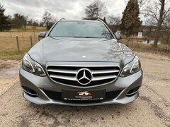Bild des Angebotes Mercedes-Benz E 250 4Matic*MB Historie*2.Hd*LED*AHK*Navi*SHZ*
