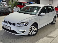 Bild des Angebotes VW Golf VII Lim. e-Golf SHZ PDC LED ALU MFL CCS