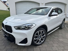 Bild des Angebotes BMW X2 sDrive20i Edition M Mesh Navi HiFi Leder 19"