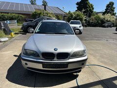 Bild des Angebotes BMW 318 318i touring PDC/KLIMA/TÜV 11/2026