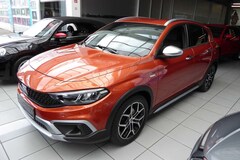 Bild des Angebotes Fiat Tipo Cross erst 16.800 KM!! Navi R-Kamera