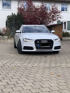 Bild des Angebotes Audi S6 Avant V8