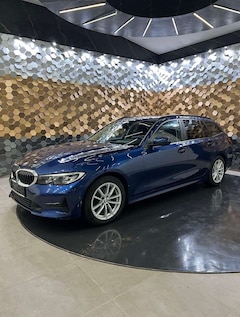 BMW 320 d Advantage /Navi/AHK/Led/117 € pro Monat