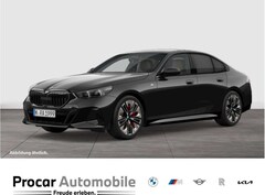 Bild des Angebotes BMW 520 i M Sport Pro AdapLED DA+ PA Prof AHK Pano HK