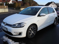 Bild des Angebotes VW Golf e-Golf, Elektrofahrzeug, HU+AU NEU, viele Extras