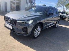 Bild des Angebotes Volvo XC60 B4 Plus Dark Standheizung Panoramadach