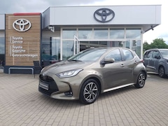 Bild des Angebotes Toyota Yaris Hybrid Team D + Comfort+TC-Paket