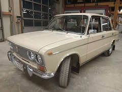 Bild des Angebotes Lada 1300/1500/1600 VAZ 2103