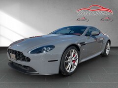 Aston Martin V8