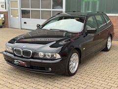 Bild des Angebotes BMW 540 i V8 286 PS Exclusive touring