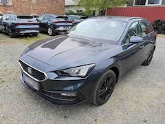 Bild des Angebotes SEAT Leon Sportstourer 2.0 TDI Style *Navi *Einparkhi