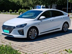 Bild des Angebotes Hyundai IONIQ IONIQ Hybrid 1.6 GDI Premium / Automatik / 8 Räder / TÜV Inspektion gemacht / Scheckheftgepflegt