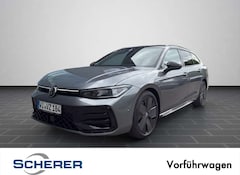 Bild des Angebotes VW Passat Variant R-Line 2.0 TDI 4MOTION DSG PANO