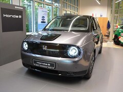 Bild des Angebotes Honda e Advance-Paket 17" / 8-fach / Leder / Illu-Paket
