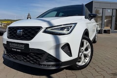 Bild des Angebotes SEAT Arona FR SPORT DSG LED Kamera AHK V.5 J Garantie