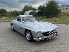 Bild des Angebotes Mercedes-Benz SL 300 Gullwing Flügeltüren
