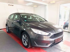 Bild des Angebotes Ford Focus Lim. Ambiente