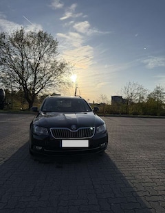 Bild des Angebotes Skoda Superb Elegance
