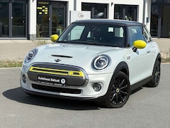 Bild des Angebotes MINI Cooper Cooper SE Trim M *SHZ*Navi*1.Hand*Kamera*