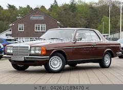Bild des Angebotes Mercedes-Benz 230 *COUPE*W123*AUTOMATIK*H-ZULASSUNG*LEDER*