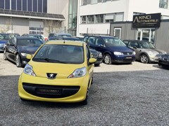 Bild des Angebotes Peugeot 107 Filou *AUTOMATIK*Kleinwagen*WenigKm*KLIMA