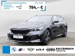 Bild des Angebotes BMW 540 d Touring xDrive M-Sport Pro PANO AHK HUD