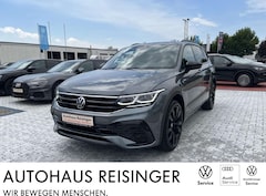 Bild des Angebotes VW Tiguan Allspace 2.0 TSI R-Line 4Motion (IQLight+Pano+AHK+R-Kamera)