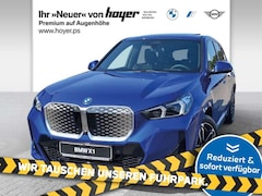 Bild des Angebotes BMW iX1 xDrive30 M Sportpaket AHK HUD LED Pano DAB