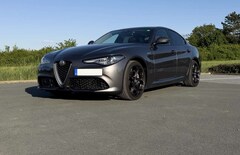Bild des Angebotes Alfa Romeo Giulia Veloce Q4 / Panodach / 8fach bereift