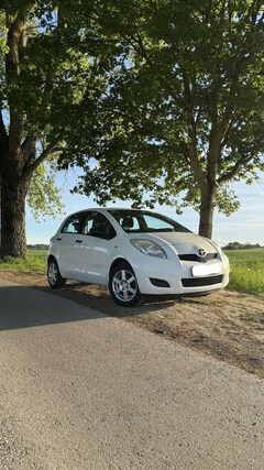 Bild des Angebotes Toyota Yaris 1.0 VVT-i TÜV 04/28