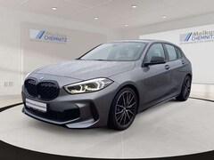 Bild des Angebotes BMW 135 M135i xDrive SAG/Head-Up/Lenkradhzg/Driving/Leder/