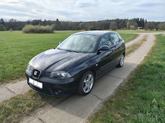 Bild des Angebotes SEAT Ibiza Ibiza 1.4 16V - Klima - SHZ - Sportpaket
