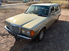Bild des Angebotes Mercedes-Benz 230 TE Automatik H-Zulassung Alufelgen